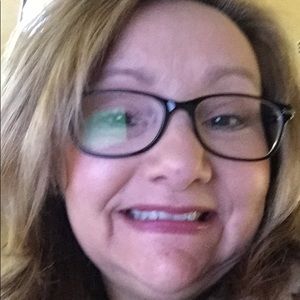 Meet your Posher, Lynda